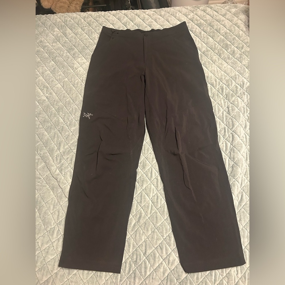 Arc'teryx Women's Black Wide Leg Pants